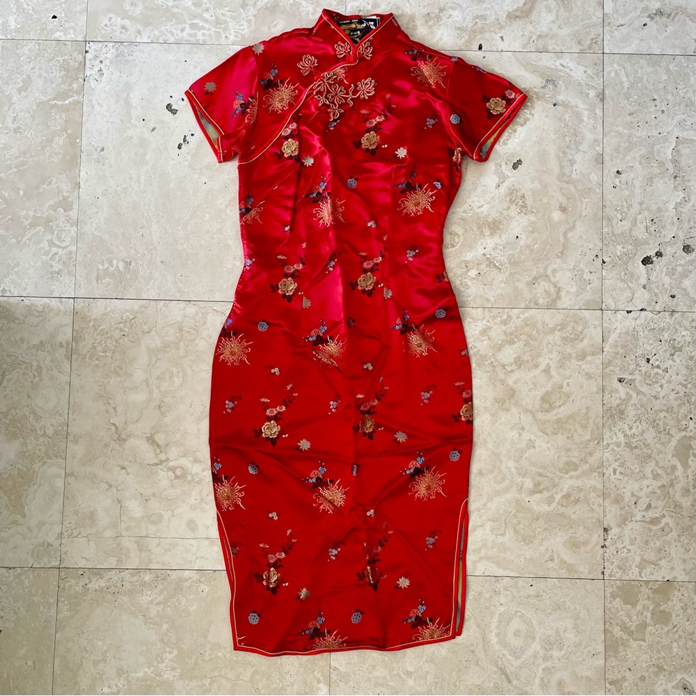 Rare Vintage Silk Cheongsam / Qipao Style Dress